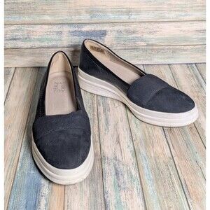 Naturalizer Black Slip-On Platform Sneakers Size 8.5M Comfort Casual Shoes